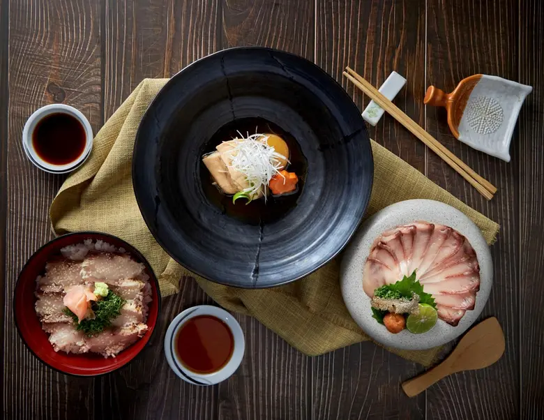 ห้องอาหารณี่ปุ่นฮากิ ณ โรงแรมเซ็นทาราแกรน...