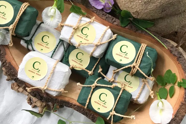 เปิดตัว "CHAN CHATA" แบรนด์เครื่องสำอางรักษ์โลกสำหรับคนรุ่นใหม่