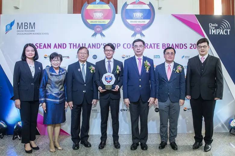 นายคิมห์ สิริทวีชัย หัวหน้าคณะผู้บริหารด้...