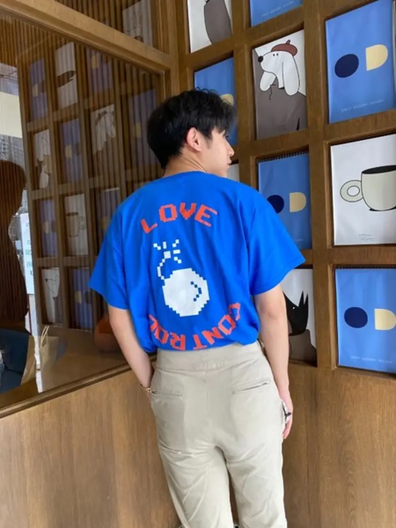 Brainwashed and Friends มัลติแบรนด์แฟชั่นที่เต็มเปี่ยมด้วยแรงบันดาลใจ หลากหลายสินค้างานแฟชั่นดีไซน์ที่พร้อมเสิร์ฟให้เหล่าสายแฟ ที่ Absolute Siam Store