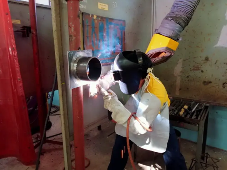 สนพ.อจ. จับมือ มิตรผล ทดสอบภาคปฏิบัติ ช่างเชื่อมฯ ระดับ 1