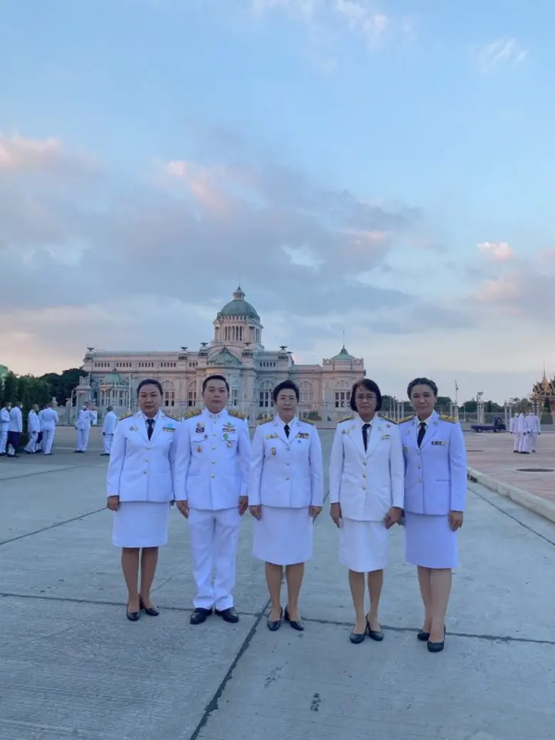 ปลัดฯ ดีอีเอส ร่วมพิธีสวดเจริญมหามงคลรวมศาสนา สืบสานพระราชปณิธาน "ธรรมราชินี"รวมใจภักดิ์ น้อมรำลึกถึงพระมหากรุณาธิคุณ "พ่อแห่งแผ่นดิน"