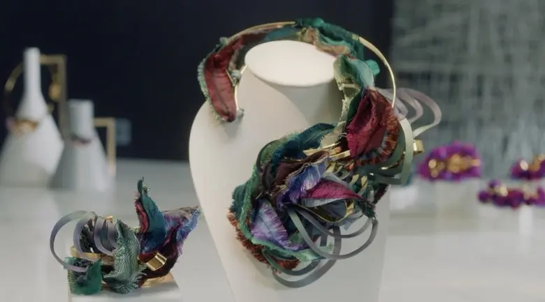 โรงแรมคิมป์ตัน มาลัย กรุงเทพฯ เปิดตัวการรีวิวประสบการณ์ครั้งแรกในเอเชีย กับการเข้าพักในโรงแรมผ่านงานศิลปะ ร่วมกับศิลปินและนักออกแบบเครื่องประดับไทย