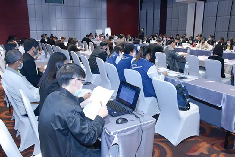 ปลัดเกษตรฯ เตรียมเสนอขอทบทวนโครงการ 1 ตำบล 1 เกษตรทฤษฎีใหม่ ต่อคณะกรรมการกลั่นกรองการใช้จ่ายเงินกู้ (เพิ่มเติม) พร้อมชงเข้า ครม. ต่อไป