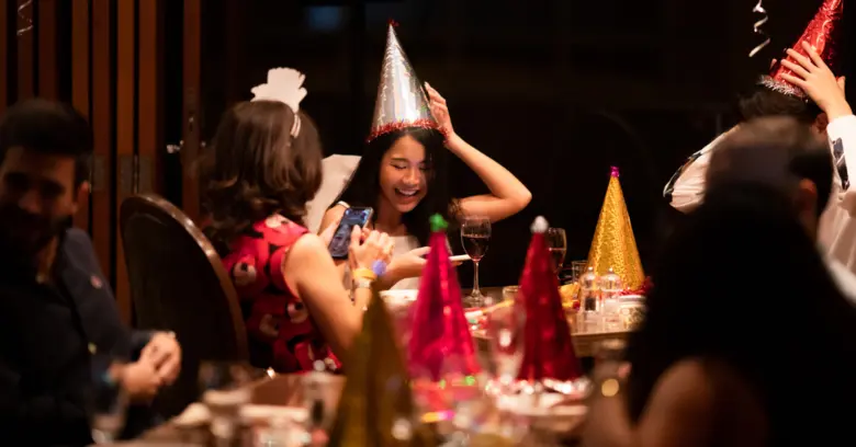 ฉลองคืนส่งท้ายปีเก่าต้อนรับปีใหม่อย่างมีส...