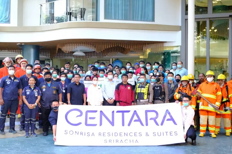 โรงแรมเซ็นทารา ซันไรซ่าเรสซิเดนซ์และสวีท ...