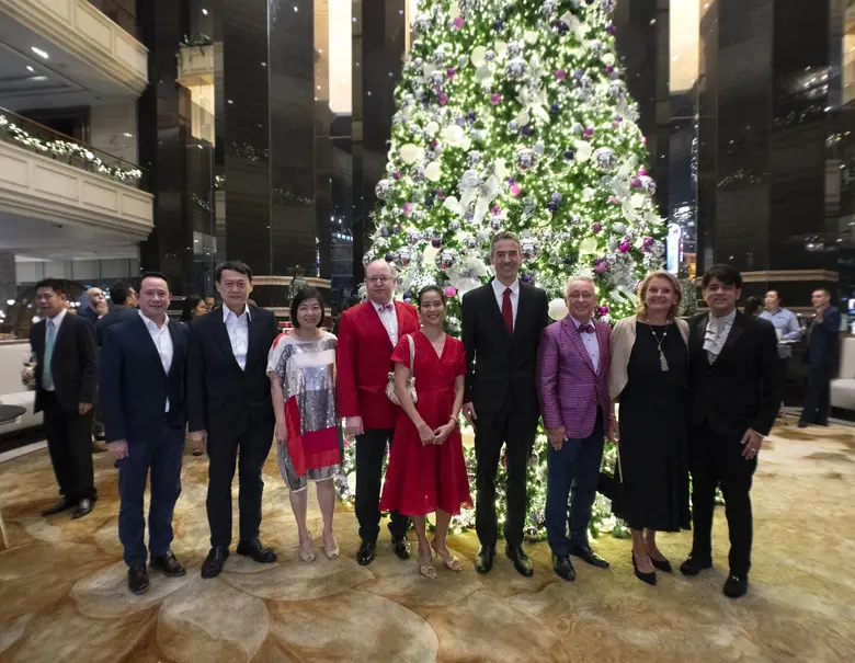 โรงแรมสวิสโฮเต็ล กรุงเทพฯ รัชดา ร่วมกับสถ...