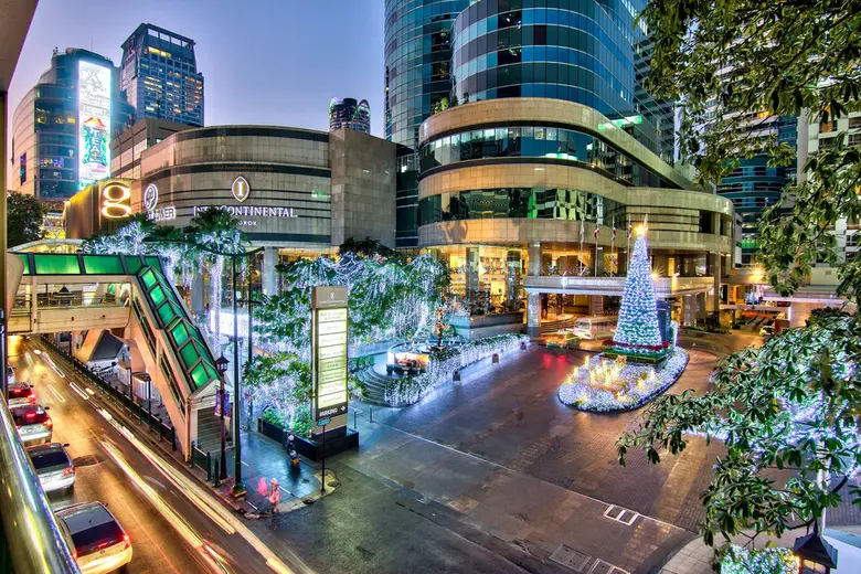 ตลอดเดือนธันวาคมศกนี้ ขอเชิญทุกท่านมาเพลิ...