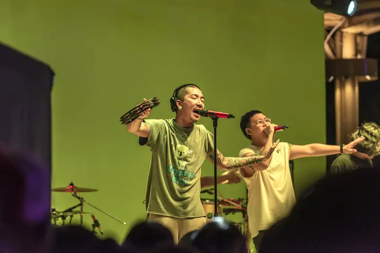 บลูทรี จัดเต็มความสนุกให้พี่น้องชาวภูเก็ต ด้วยฟรีคอนเสิร์ต แจ๊ส สปุ๊กนิค ปาปิยอง กุ๊กกุ๊ก (JSPKK)