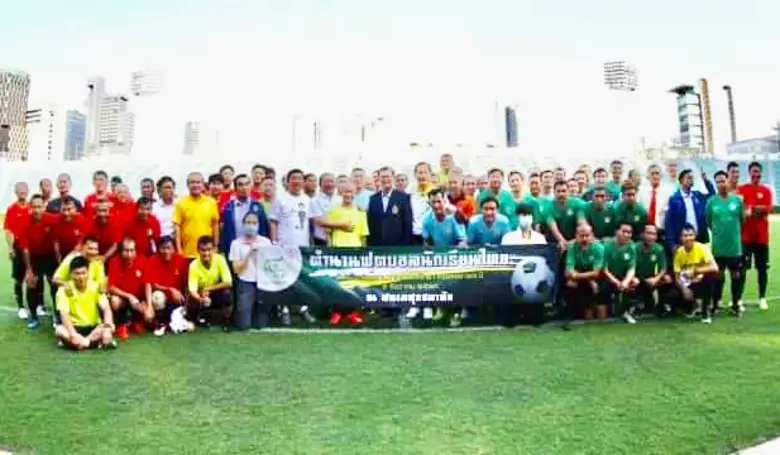 ดร.โสภิต ภาโนมัย รองอธิการบดี ม.ศรีปทุม ร่วมงานกรมพลศึกษาครบ 87 ปี "ตำนานแข้งนักเรียนไทย" รวมพลใหญ่ มาโชว์ฝีเท้า