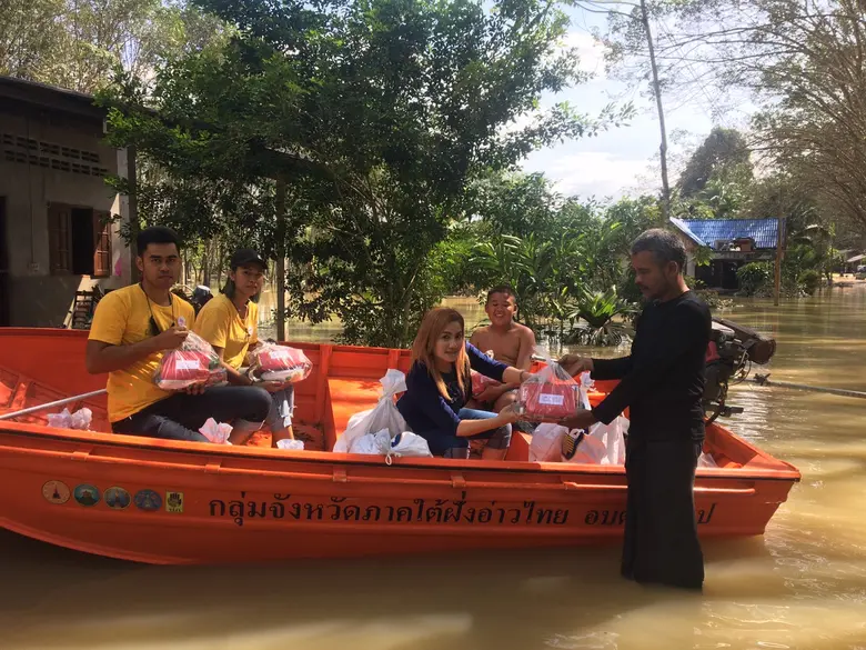 นางสาวรุจจิเรศ อนัญพงศ์ ผู้จัดการโรงแรม โ...