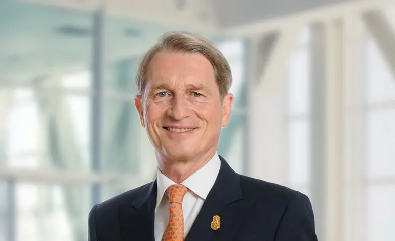 เพื่อเป็นการรองรับการเติบโตอย่างมั่นคงและยั่งยืน ที...