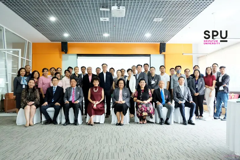 มหาวิทยาลัยศรีปทุม ร้อยความรัก ถักทอใจ สา...