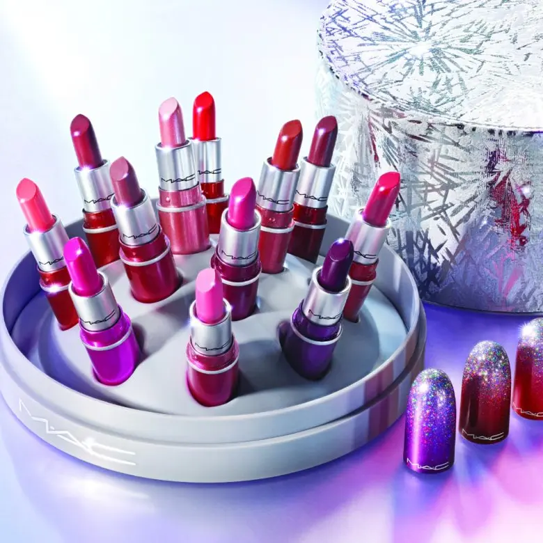 สยามเซ็นเตอร์ เปิดบิวตี้ กิฟท์ เซ็ต ไอเท็มต้องมีสำหรับช่วงเทศกาลส่งความสุข ให้สาวๆเลือกช้อปเป็นของขวัญแบบครบหมดจบในที่เดียว