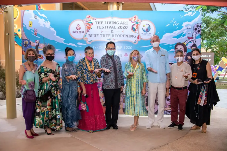 THE OPENING CEREMONY AND START OF THE THR...