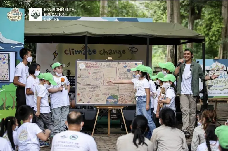 "อเล็กซ์-เรนเดลล์" ดารานักแสดงอีกหนึ่งหนุ...