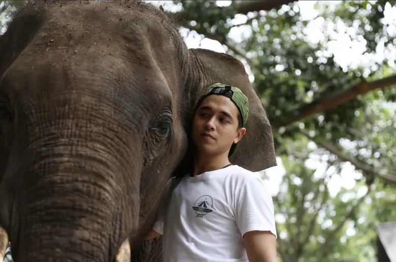 ลูกครึ่งสายธรรมชาติ "อเล็กซ์ เรนเดลล์" ชีวิตจริงที่มากกว่าละคร  กับวงการสิ่งแวดล้อม เป้าหมายที่มาไกลเกินฝัน !!