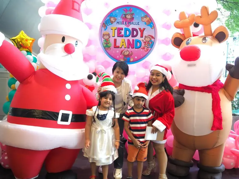 นางทัศนีย์ เทพประเสริฐวังศา ประธานเจ้าหน้...