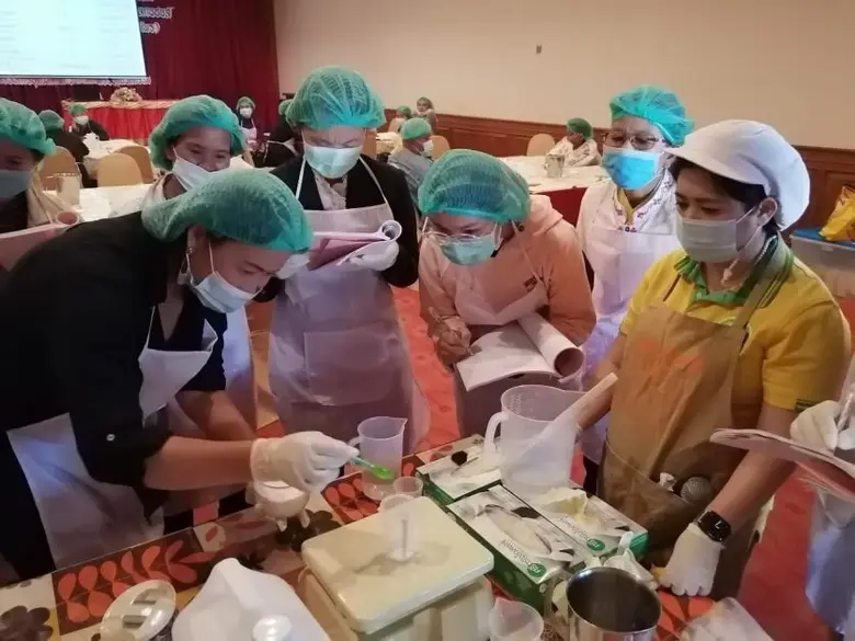 วศ.ลงพื้นที่ กาฬสินธุ์ พัฒนาผลิตภัณฑ์และเครื่องสำอางสมุนไพร