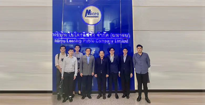 คุณวินิตย์ ปิยะเมธาง (ที่ 4 จากขวา) กรรมการผู้จัดกา...