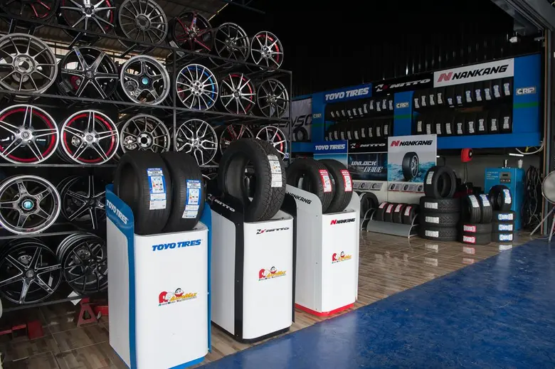 ของเค้าดีจริง!! GRIP by AA Automax จ.อยุธยา ยางดีไม่มีแกง บริการด้วยใจ ที่เดียวครบ..จบเรื่องยาง