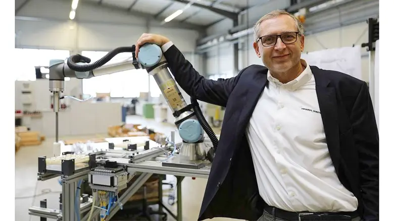 Universal Robots Reaches Industry Milesto...