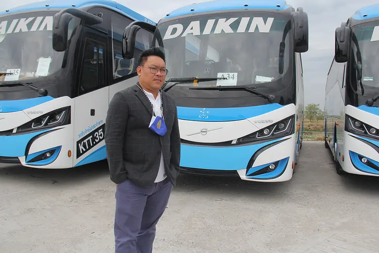 บริษัท คฑาทอง ทรานสปอร์ท จำกัด ซึ่งเป็นผู...