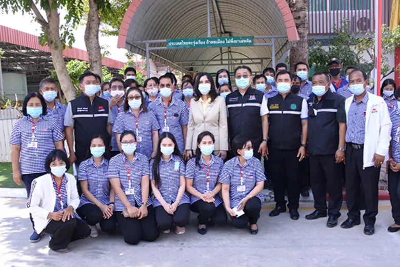 นางสาวมนัญญา ไทยเศรษฐ์ รัฐมนตรีช่วยว่าการ...