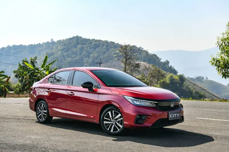 ฮอนด้า ครองอันดับ 1 ตลาดรถยนต์นั่งส่วนบุคคลปี 2563 และคว้ารางวัลแบรนด์ที่น่าเชื่อถือ 9 ปีซ้อน พร้อมยกระดับการขายและงานบริการ ด้วยกลยุทธ์ด้านดิจิทัล