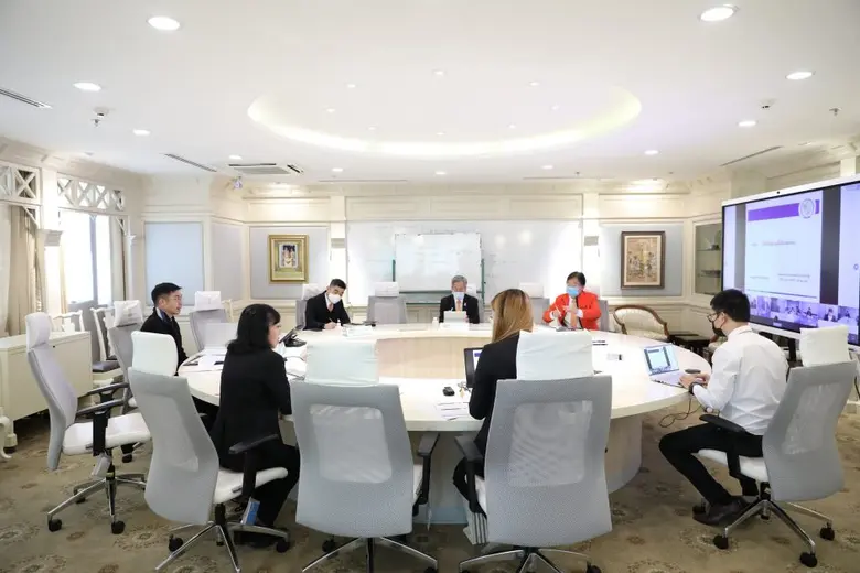 นายฉัตรชัย ศิริไล กรรมการผู้จัดการ ธนาคาร...