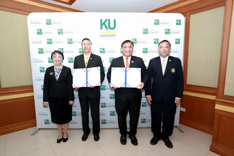 ผศ.ดร.รวิน ระวิวงศ์ ผู้อำนวยการองค์การพิพ...