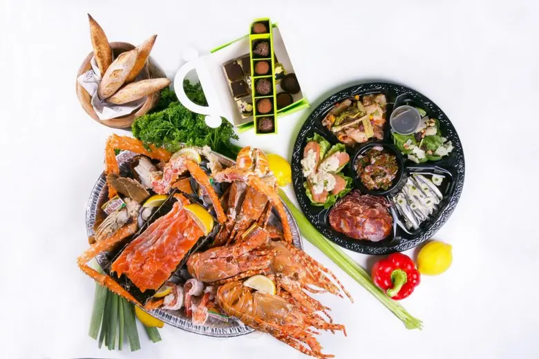 โฮล่า ห้องอาหารอูโนมาส ได้เนรมิตความอร่อย...