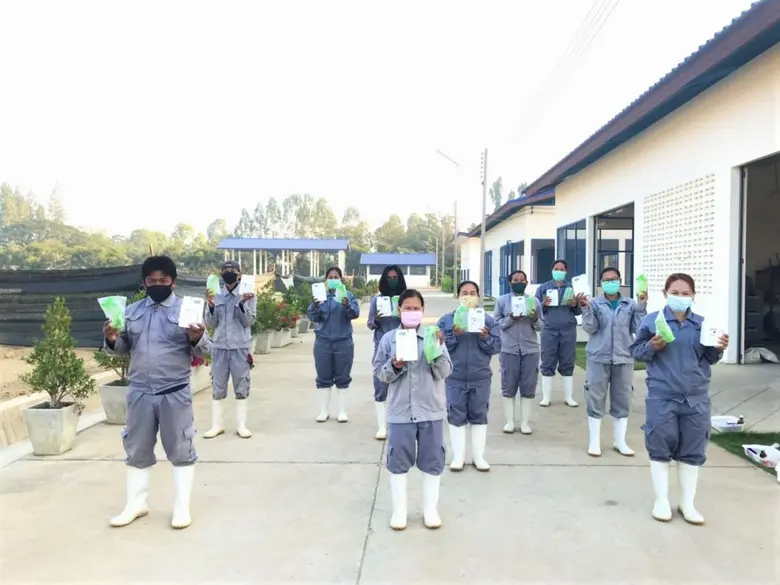 ท่ามกลางสถานการณ์การแพร่ระบาดของโรคโควิด-...