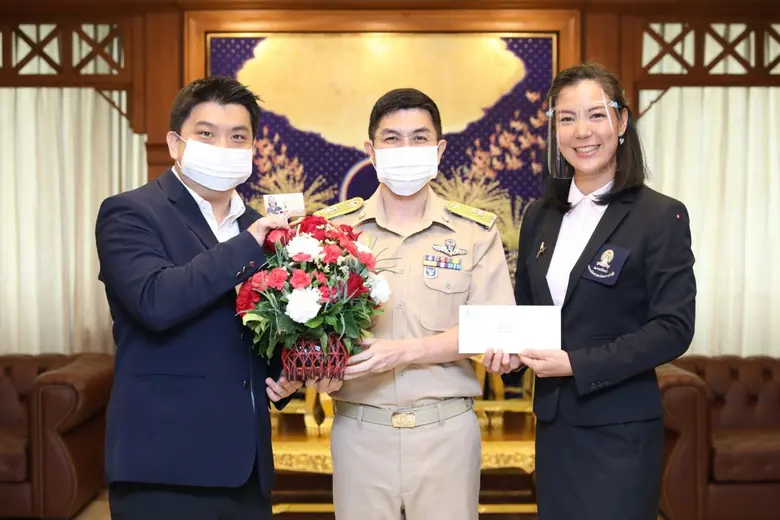 นายฉัตรชัย ศิริไล กรรมการผู้จัดการธนาคารอ...