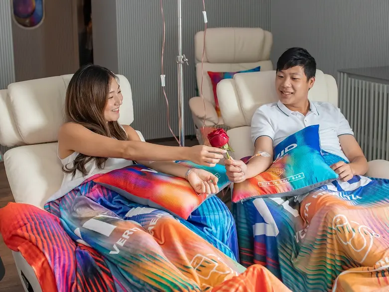 เปลี่ยนคำบอกรักด้วยช็อกโกแลต เป็นไอวี ดริ...