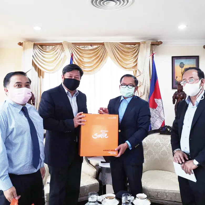 ไทยสมายล์ เข้าพบเอกอัครราชทูตกัมพูชา ประจำประเทศไทย