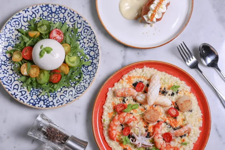 โรงแรมเซ็นทาราแกรนด์ฯ เซ็นทรัลเวิลด์ ภูมิ...