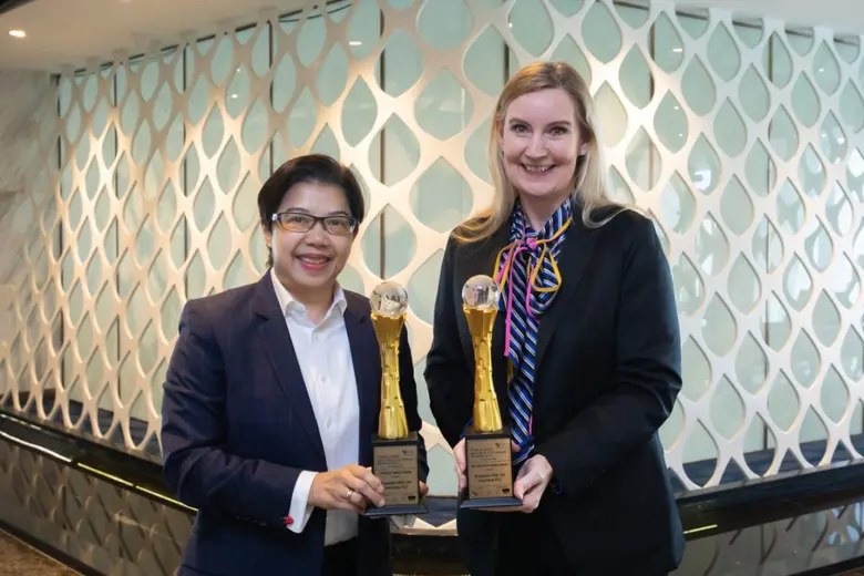 บมจ.กรุงไทย-แอกซ่า ประกันชีวิต นำโดยคุณแซ...