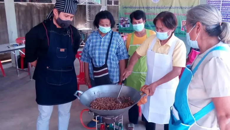 สนพ.หนองคาย จัดโครงการฝึกอบรมแรงงานผู้สูงอายุเพื่อเพิ่มโอกาสในการประกอบอาชีพ