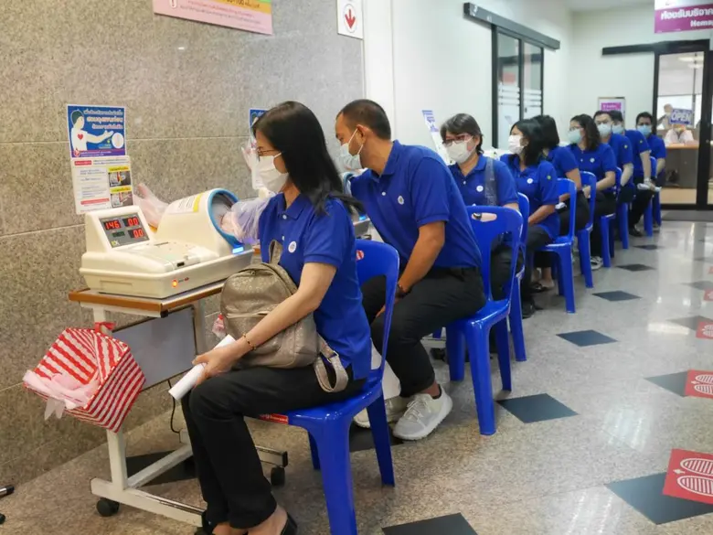 "โมเดอร์นฟอร์ม" ร่วมบริจาคโลหิตกับศูนย์บริการโลหิตแห่งชาติ สภากาชาดไทย