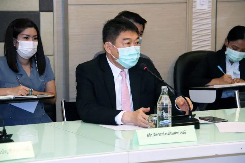 รมช.มนัญญา รับหนังสือให้พิจารณาแนวทางแก้ไขเยียวยาฟื้นฟูอาชีพแท็กซี่ พร้อมมอบกรมส่งเสริมสหกรณ์เข้าให้ความช่วยเหลือสมาชิกสหกรณ์