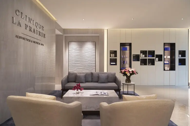 Clinique La Prairie เปิดตัวเวลบีอิ้งสปาสุ...