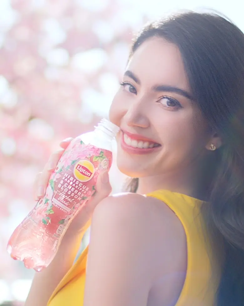 ใหม่-ดาวิกา แนะนำน้องใหม่ ลิปตัน เฮอร์เบิ...