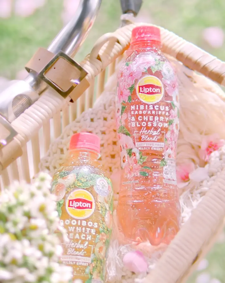 ใหม่-ดาวิกา แนะนำน้องใหม่ ลิปตัน เฮอร์เบิล เบลนส์