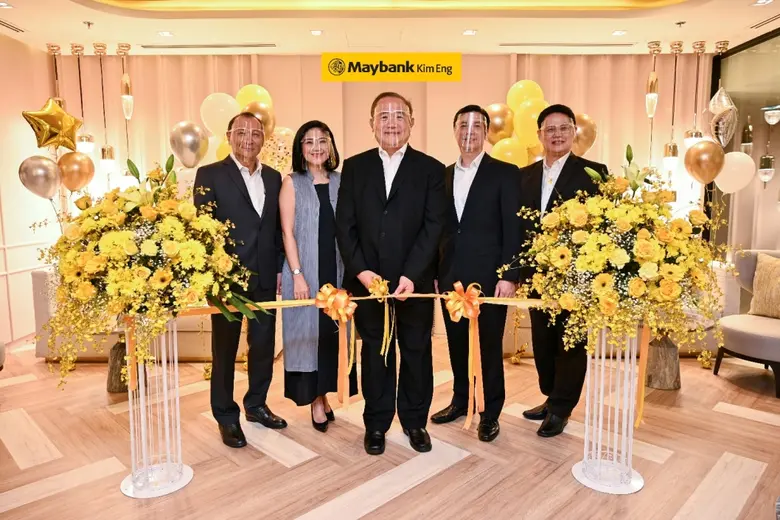 นายมนตรี ศรไพศาล ประธานเจ้าหน้าที่บริหาร,...