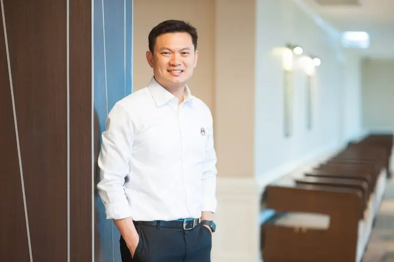 ศ.ดร.สุชัชวีร์ สุวรรณสวัสดิ์ นายกสภาวิศวก...