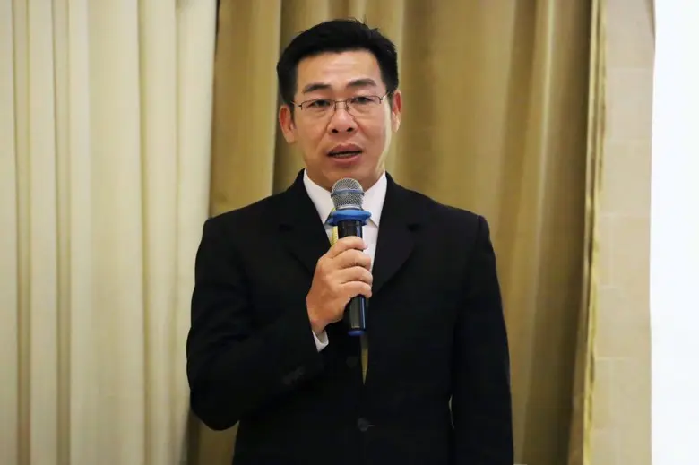 นายสมเกียรติ ศิลวัฒนาวงศ์ ประธานเจ้าหน้าท...