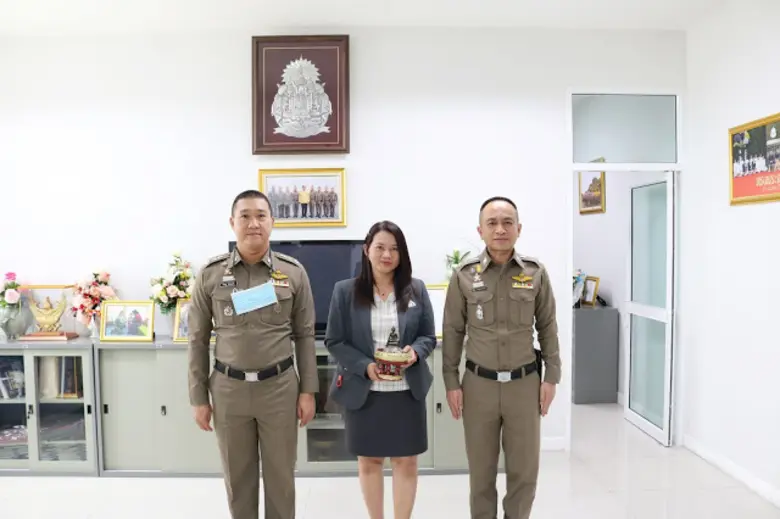 ตัวแทนผู้บริหาร โรงพยาบาลลานนา โดยคุณจิรา...