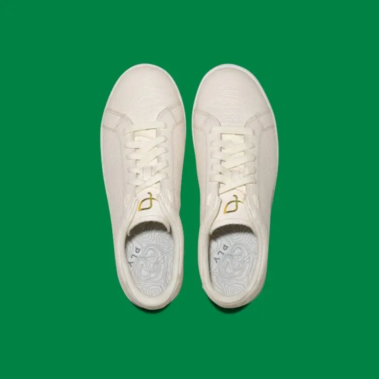 'ซีพีแอล' ผนึกพันธมิตรเปิดตัวรองเท้าแบรนด์ PLY