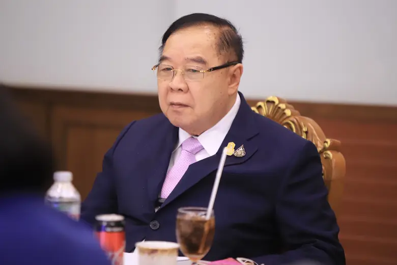 เมื่อเร็วๆนี้ พลเอก ประวิตร วงษ์สุวรรณ รอ...